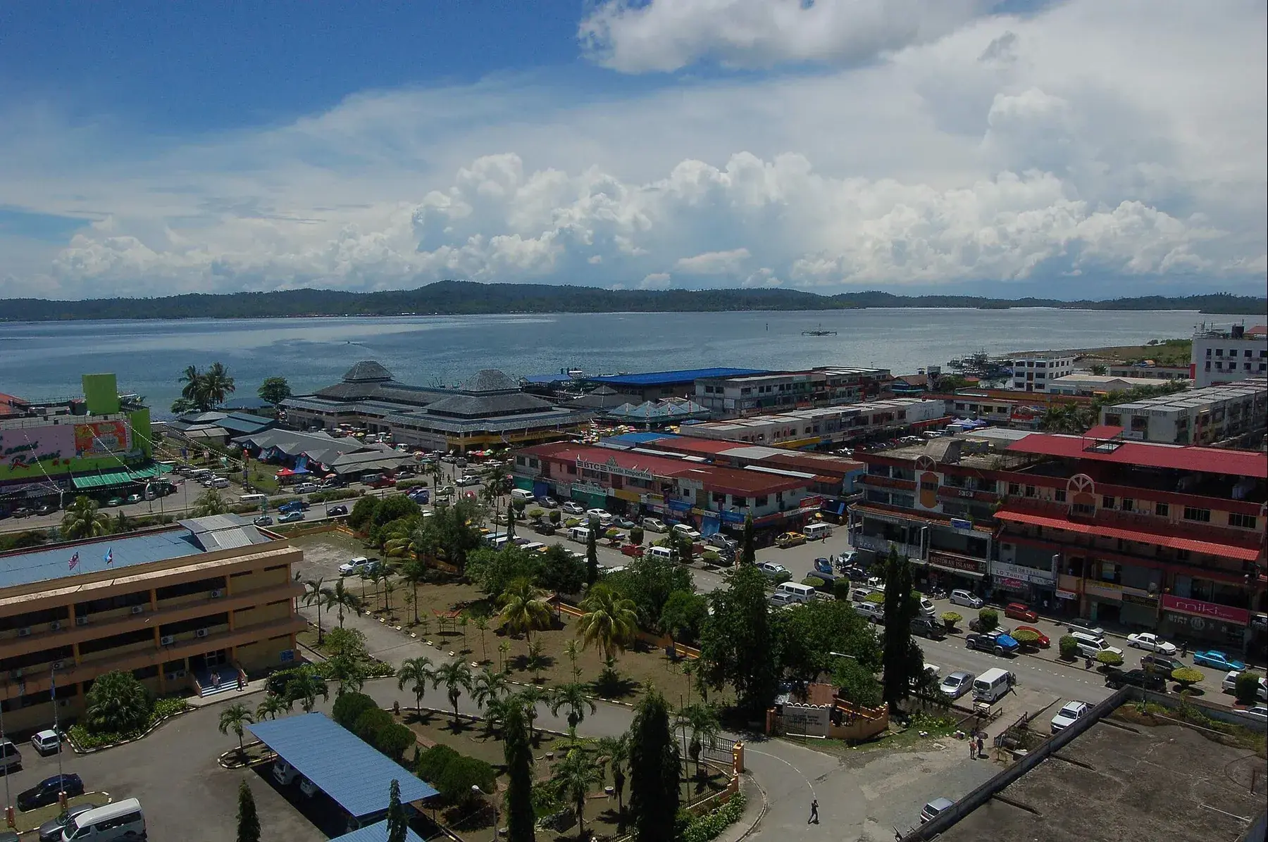 Lahad Datu town and Darvel Bay seen from above
